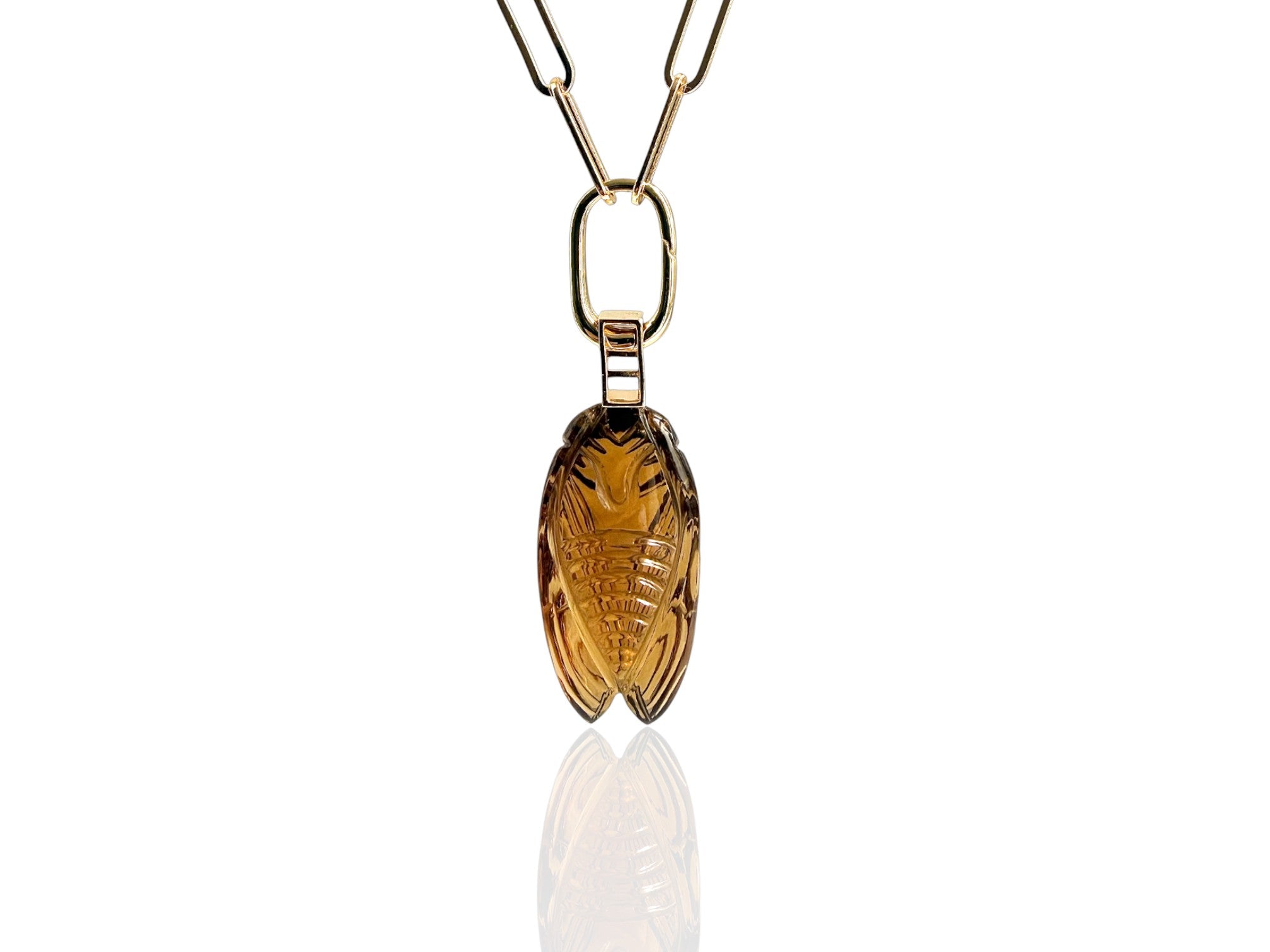 Cicada beer quartz carved pendant