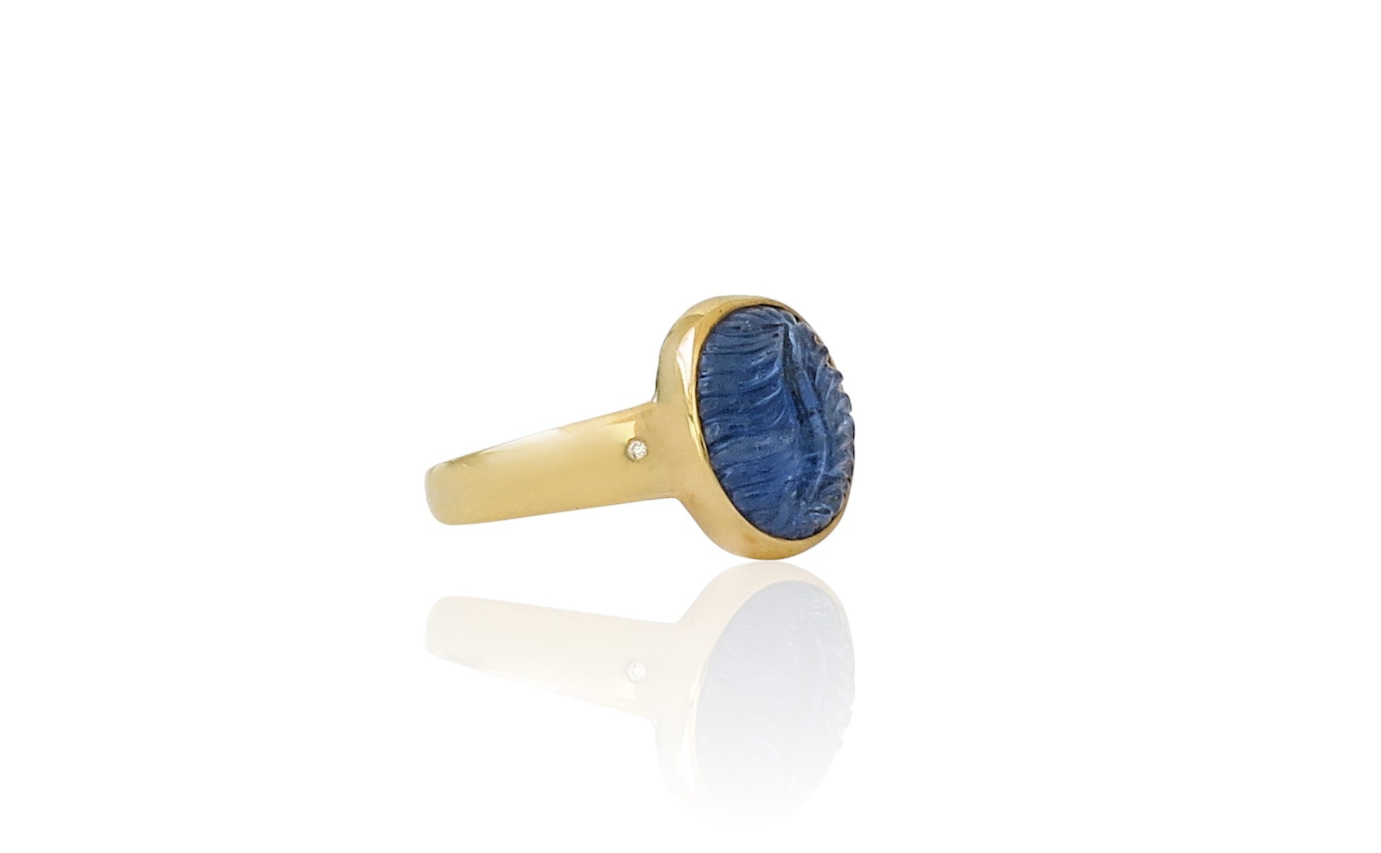 Petite blue Dickinsonia and diamond ring