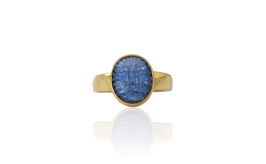 Petite blue Dickinsonia and diamond ring
